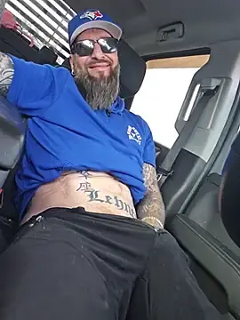 Stripchat Watch Live Sex Cams of Beardedtattood