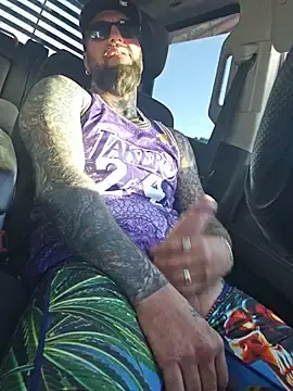 Stripchat Best live sex cam show of Beardedtattood