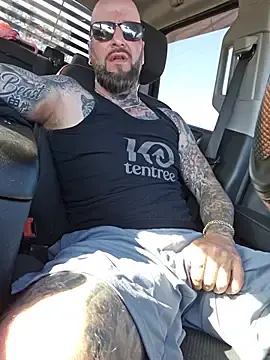 Stripchat Best live sex cam show of Beardedtattood