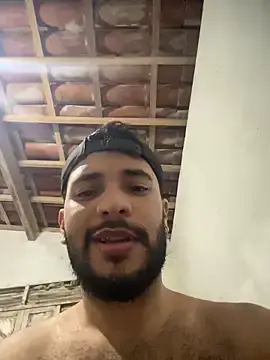 Stripchat Free Porn Cam of VitorFindomDOT