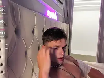 Stripchat Live Porn of fresh_b1ood