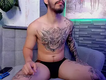 Stripchat Best Webcam of levi_wolf