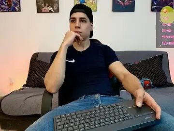 Stripchat Sex Cam of jonathanjoestar_