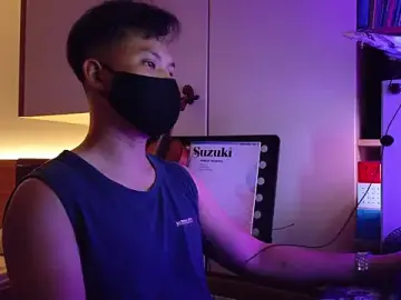 Stripchat Sex Cam of OnlyMan90