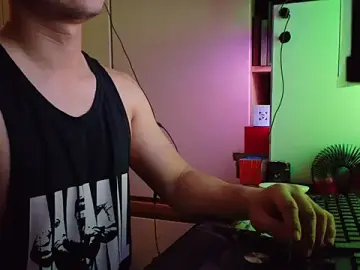 Stripchat Live Sex Cam of OnlyMan90