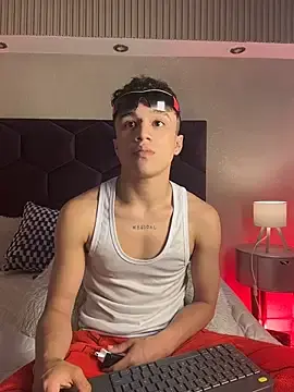 Stripchat Sex Chat of Dominik_Souza