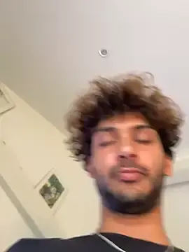 Stripchat Sex Cam of Gipsyboysteve
