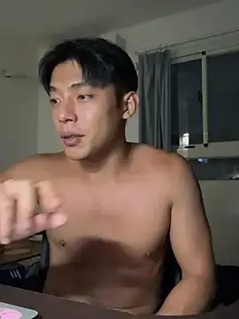 Stripchat Free Porn Cam of Yooo17