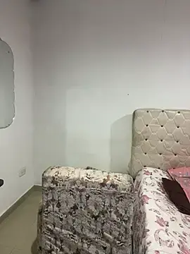 Stripchat Sex Cam of RickyEbony