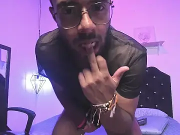 Stripchat Adult Webcam of Arez_Vortex_