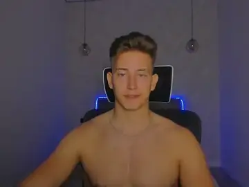 Stripchat Live Sex of find0m_master