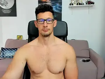 Stripchat Watch Live Sex Cams of BrutusK08