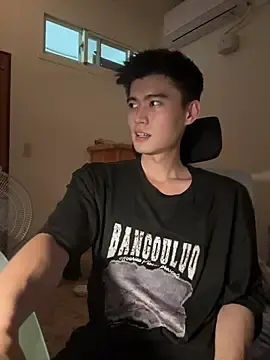 Stripchat Best Webcam of CalvinHY
