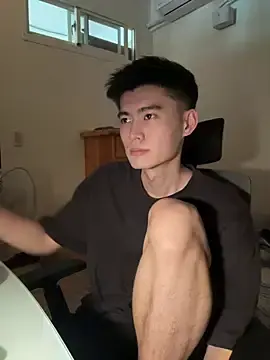 Stripchat Free Porn Cam of CalvinHY