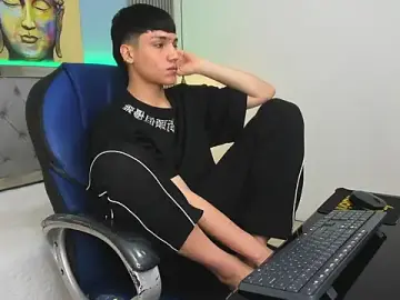Stripchat Live Sex Cam of SamBlack_
