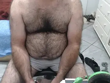 Stripchat Free Live Porn of MysterBearMG