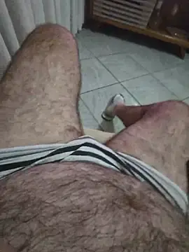 Stripchat Free Porn Cam of MysterBearMG