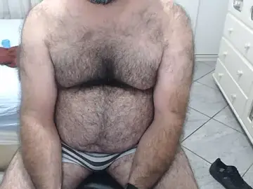 Stripchat Free Live Porn of MysterBearMG