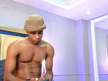Stripchat Sex Chat of AaronCruz_