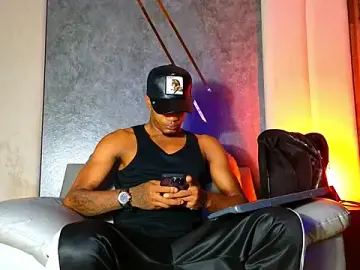 Stripchat Private Sex Chat of AaronCruz_