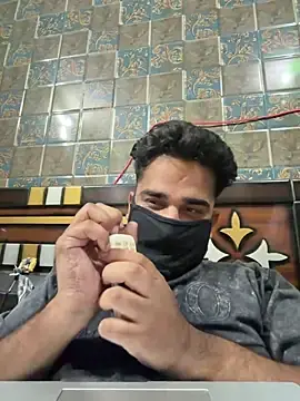 Stripchat Live Sex of BeardKingoBack