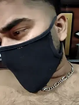 Stripchat Live Sex Cam of TNTBOSS01