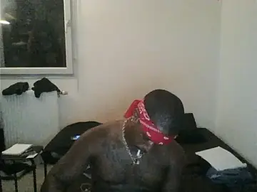 Stripchat Watch Live Sex Cams of papoupinthishit