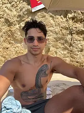 Stripchat Sex Cam of David_Tresh5