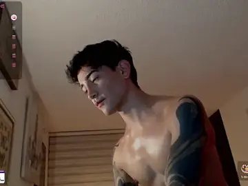Stripchat Live Sex of ivaaaan_
