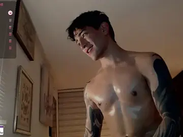 Stripchat Free Porn Cam of ivaaaan_