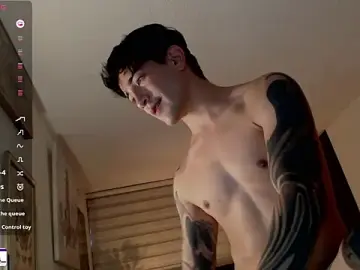 Stripchat Free Porn Cam of ivaaaan_