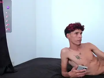 Stripchat Nude Webcam of liammendoza98
