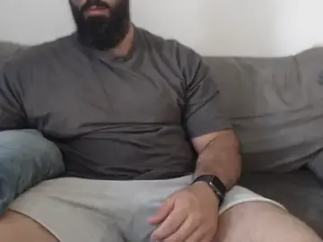 Stripchat Sex Cam of hugemachohandsome