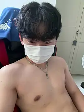 Stripchat Adult Webcams of kr_hotguy1