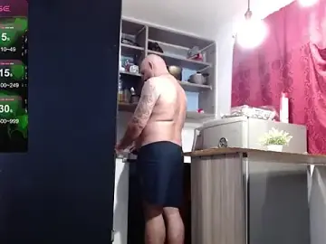 Stripchat Watch Live Sex Cams of Osobrandon567