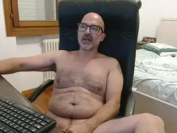 Stripchat Sex Cam of newsimo74