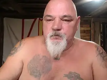 Stripchat Free Live Porn of Newfiesausage1972