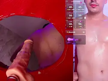 Stripchat Sex Cam of CamiloSeed