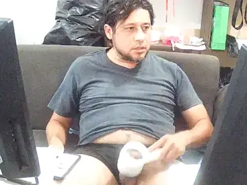 Stripchat Adult Webcam of simpatico1000