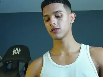 Stripchat Nude Webcam of Busterspinter