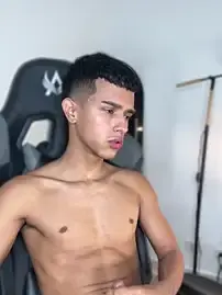 Stripchat Free Porn Cam of Busterspinter