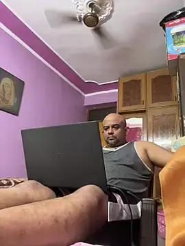 Stripchat Free Live Porn of Dick_6inches_Delhi