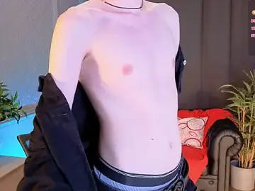 Stripchat Live Sex Cam of Liam_Blair
