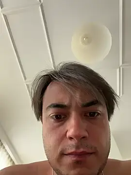 Stripchat Sex Chat of dicsucerboy77