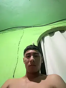 Stripchat Adult Webcam of follladorr