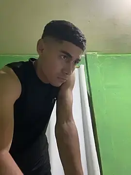 Stripchat Adult Webcam of follladorr