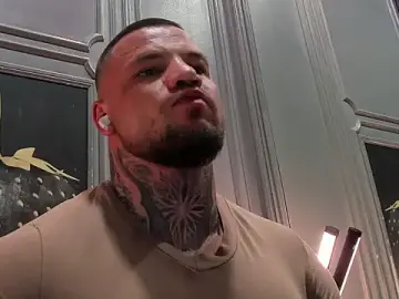 Stripchat Live Porn of OliverSport