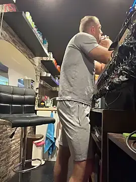 Stripchat Live Sex of trainwithme