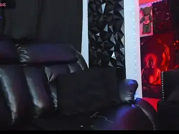 Stripchat Sex Chat of bastian_bigcock