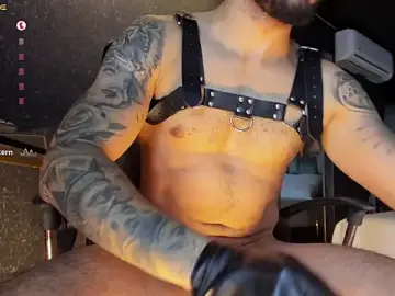 Stripchat Best live sex cam show of MarkWalker__